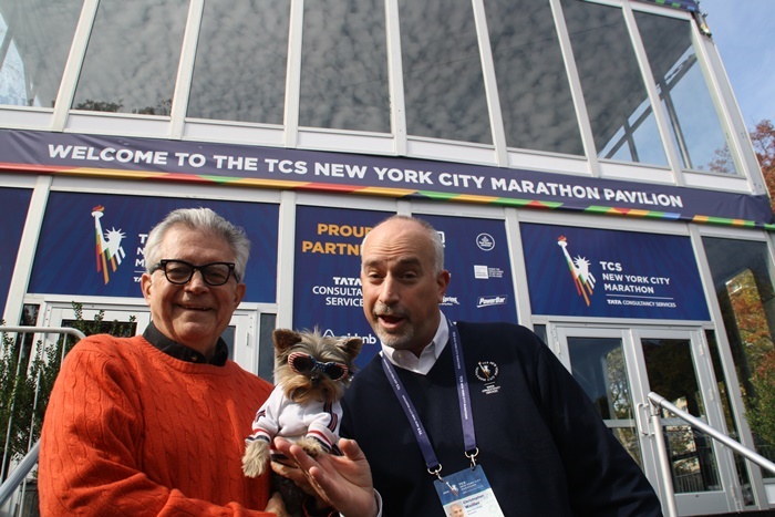 Meteorologist Ron and moi get their New York on with NYC Marathon Top Dog, Chris Weiller. 